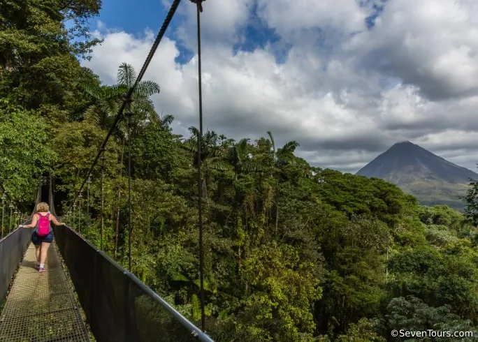 Arenal Volcano and hanging bridges