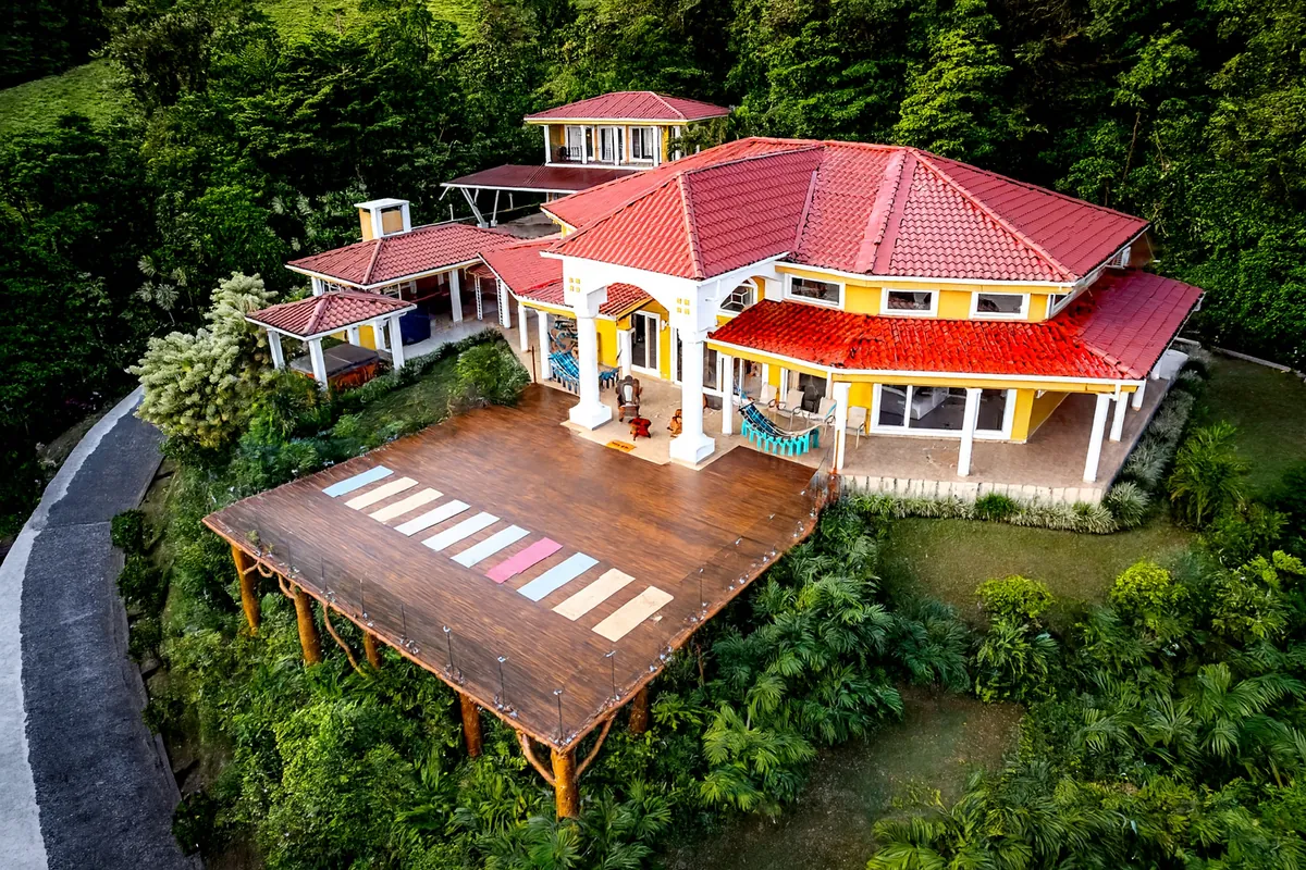 Casa de Agua exterior