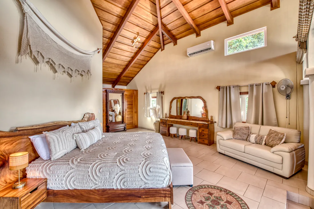 Master bedroom at Casa Grande