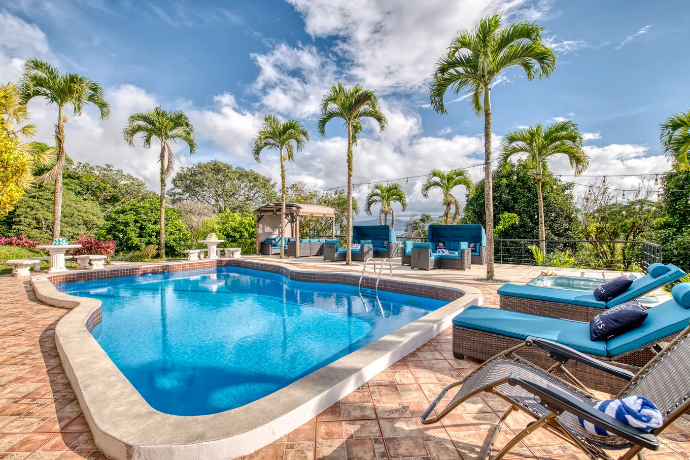Pool at Elements